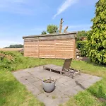 1 Bedroom In *